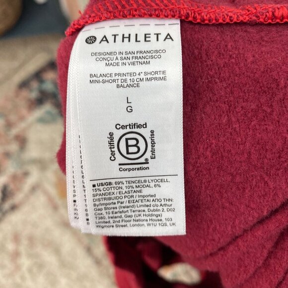 Athleta Balance Printed 4" Shortie Red Stripe Stretch Sweat Shorts Womens Large - Picture 3 of 5